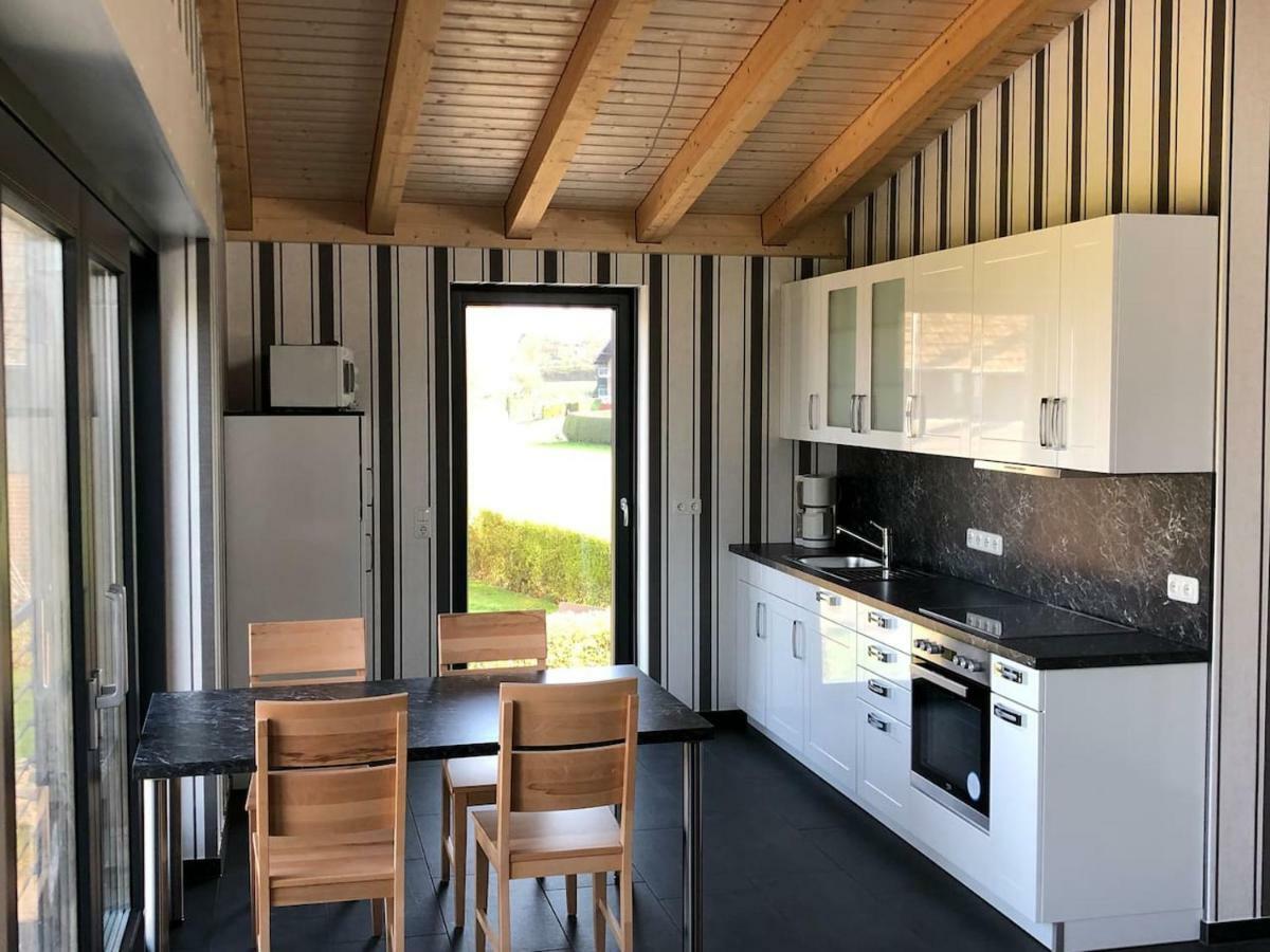 Ferienwohnung Am Weiher Kategorie 1 Nideggen Exterior photo